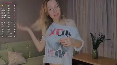 Kelly online show from June 16, 5:37 pm