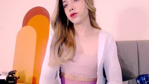 zoey  madisson 3 online show from December 3, 4:27 pm