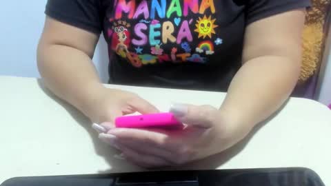 Snapshot of blondie_seex chatting on November 10, 12:37 pm Blondie online show from November 10, 12:37 pm