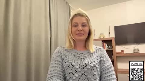 blondie_xoxoxo online show from October 4, 5:33 pm