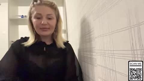 blondie_xoxoxo online show from November 1, 4:20 pm