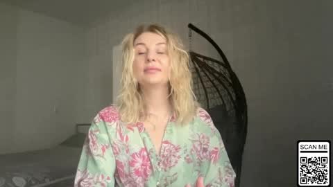 blondie_xoxoxo online show from April 1, 8:59 am