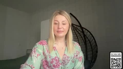 blondie_xoxoxo online show from April 25, 8:28 am