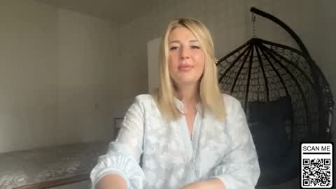 blondie_xoxoxo online show from June 14, 7:32 am