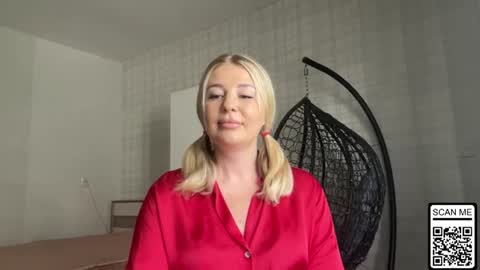 blondie_xoxoxo online show from June 25, 12:31 pm
