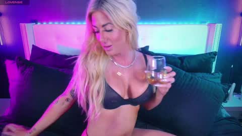 Blondi online show from January 13, 3:45 am