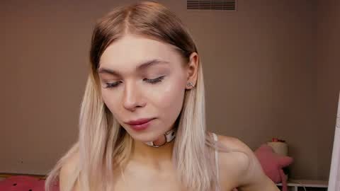 blondy_fina online show from May 3, 5:02 am