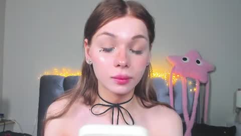 Snapshot of blondy_fina chatting on July 15, 5:12 am blondy_fina online show from July 15, 5:12 am