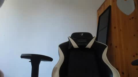 blondyelena online show from June 26, 6:07 am