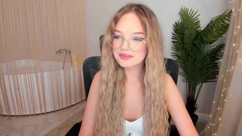 Sophia online show from January 15, 11:43 am