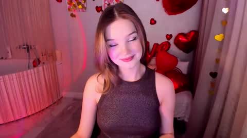 Sophia online show from February 3, 7:41 pm