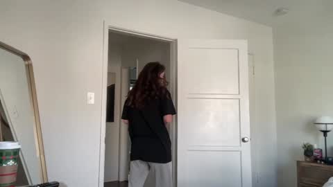 Snapshot of bloomyogi chatting on November 8, 7:01 pm Emma Bloom online show from November 8, 7:01 pm