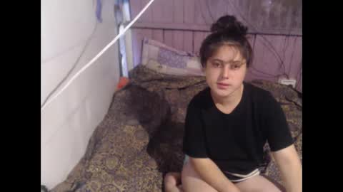 Snapshot of bloondeekinky chatting on March 4, 9:10 pm violeta online show from March 4, 9:10 pm