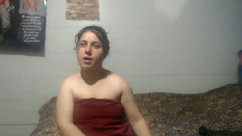 Snapshot of bloondeekinky chatting on June 10, 2:23 am violeta online show from June 10, 2:23 am