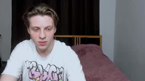 Sasha and Maria online show from November 4, 10:20 pm