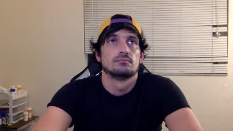 Snapshot of bls123 chatting on November 10, 11:09 am bls123 online show from November 10, 11:09 am