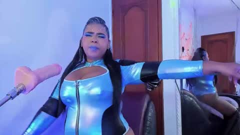 Snapshot of blue__style chatting on October 28, 7:45 am blue__style online show from October 28, 7:45 am