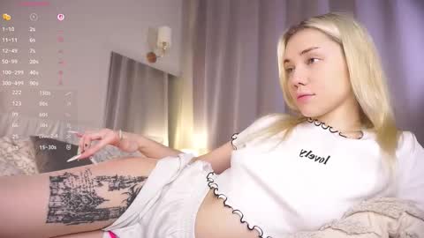 Adeline online show from January 17, 5:34 am