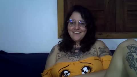 Snapshot of blue_liz chatting on November 23, 8:30 pm blue_liz online show from November 23, 8:30 pm