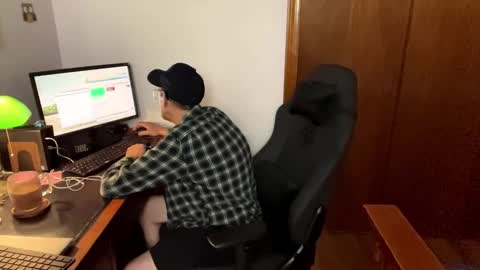 Snapshot of blue_meanie_13 chatting on September 14, 6:23 am Blue Meanie online show from September 14, 6:23 am