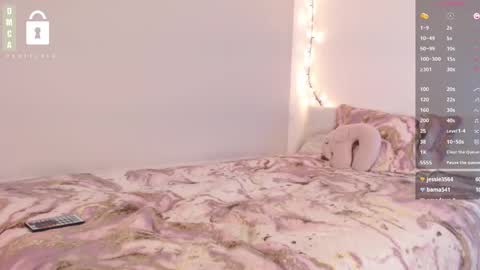 Snapshot of blue_nebula chatting on February 21, 1:44 am Blue online show from February 21, 1:44 am