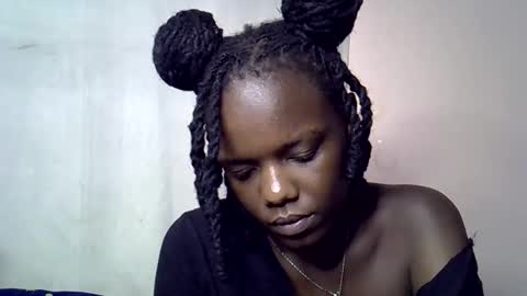 blue_savagee online show from October 27, 8:40 am