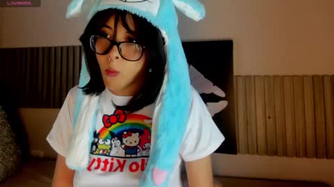 blue_sixx online show from September 19, 10:32 pm