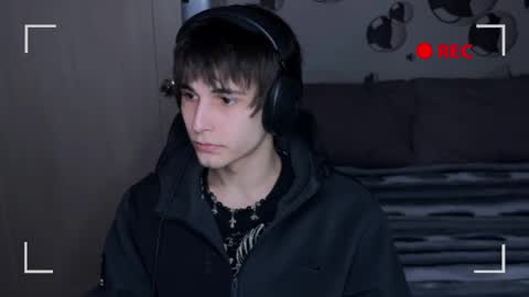 Snapshot of blue_w0rld chatting on October 29, 2:19 pm SONNYVAN online show from October 29, 2:19 pm