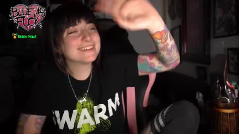 Blue online show from February 18, 2:40 am