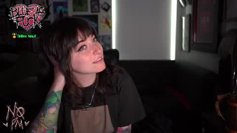 Blue online show from August 3, 11:41 pm