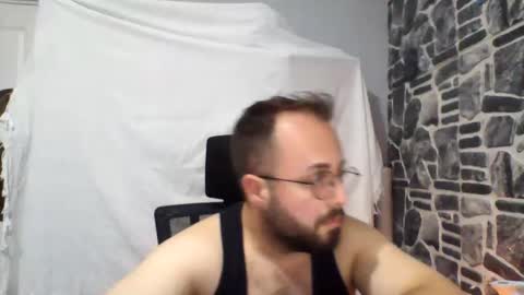 blueb7900 online show from November 17, 7:52 pm