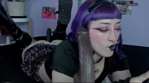 Sophie  online show from June 30, 4:13 am