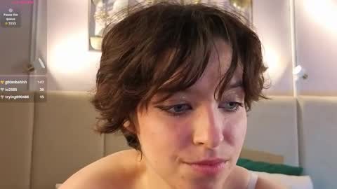 Charlotte  dont forget to thumbs up me  online show from April 25, 1:41 pm