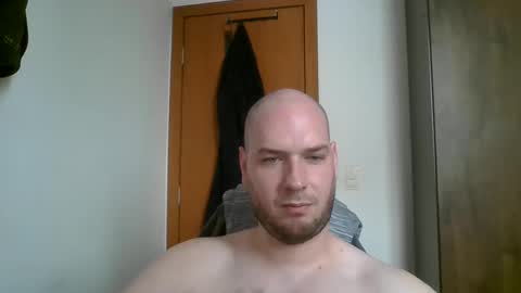 Snapshot of bluec2c chatting on December 10, 2:17 pm Blue online show from December 10, 2:17 pm