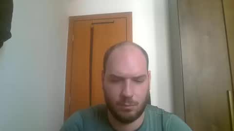 Snapshot of bluec2c chatting on December 26, 6:12 pm Blue online show from December 26, 6:12 pm