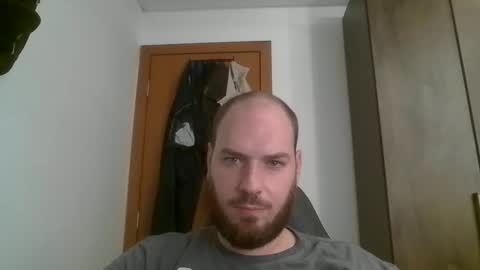 Snapshot of bluec2c chatting on February 5, 2:37 pm Blue online show from February 5, 2:37 pm