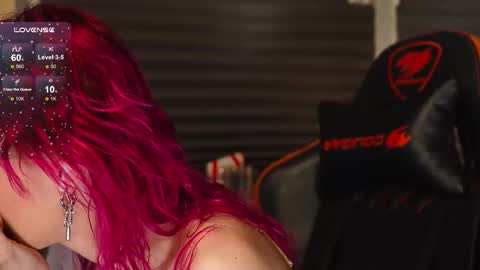 Snapshot of bluecherryyy chatting on November 20, 4:29 pm Lika online show from November 20, 4:29 pm