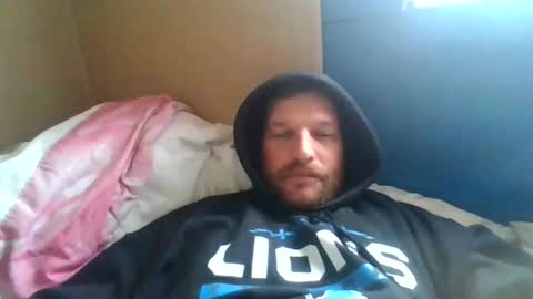 Snapshot of bluedemoneyes1986 chatting on February 12, 8:50 pm bluedemoneyes1986 online show from February 12, 8:50 pm