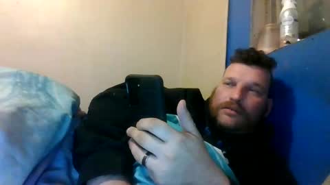 Snapshot of bluedemoneyes1986 chatting on February 26, 2:59 am bluedemoneyes1986 online show from February 26, 2:59 am