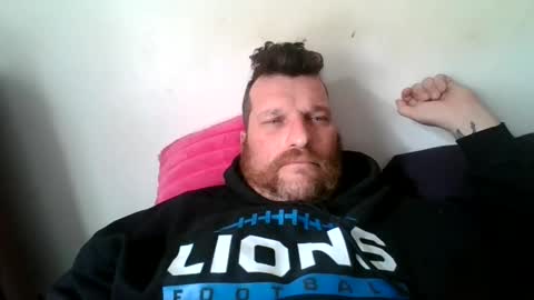 Snapshot of bluedemoneyes1986 chatting on March 6, 8:16 pm bluedemoneyes1986 online show from March 6, 8:16 pm