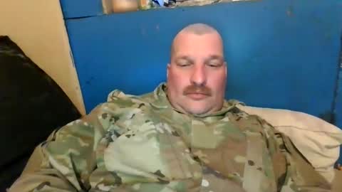 Snapshot of bluedemoneyes1986 chatting on March 9, 11:46 pm bluedemoneyes1986 online show from March 9, 11:46 pm