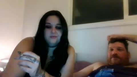 Snapshot of bluedemoneyes1986 chatting on November 29, 5:32 am bluedemoneyes1986 online show from November 29, 5:32 am