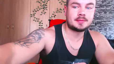 blueeyeboy0 online show from September 26, 6:50 am