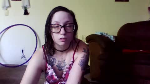 Snapshot of blueeyedbeauty1995 chatting on July 25, 8:50 pm Blueeyedbeauty online show from July 25, 8:50 pm