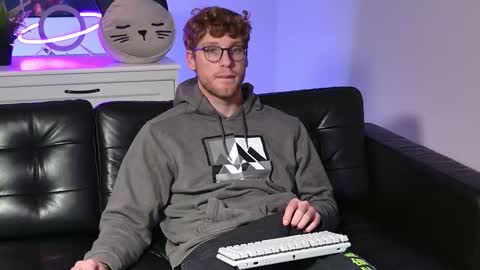 blueeyedtallguy online show from November 7, 11:49 pm