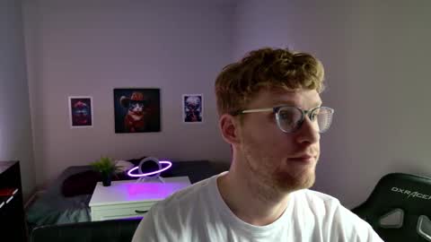 blueeyedtallguy online show from February 18, 7:43 pm