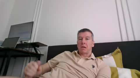 Snapshot of blueeyesteele chatting on June 29, 11:10 am blueeyesteele online show from June 29, 11:10 am