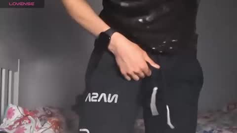 bluegaze6227724 online show from December 2, 10:31 am