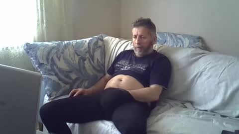 blue online show from March 24, 12:10 pm