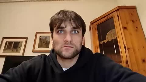 bluejoee online show from April 24, 2:08 pm
